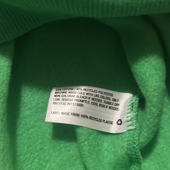 Women’s vibrant green cotton long sleeve crewneck sweatshirts NWT - Picture 4 of 7